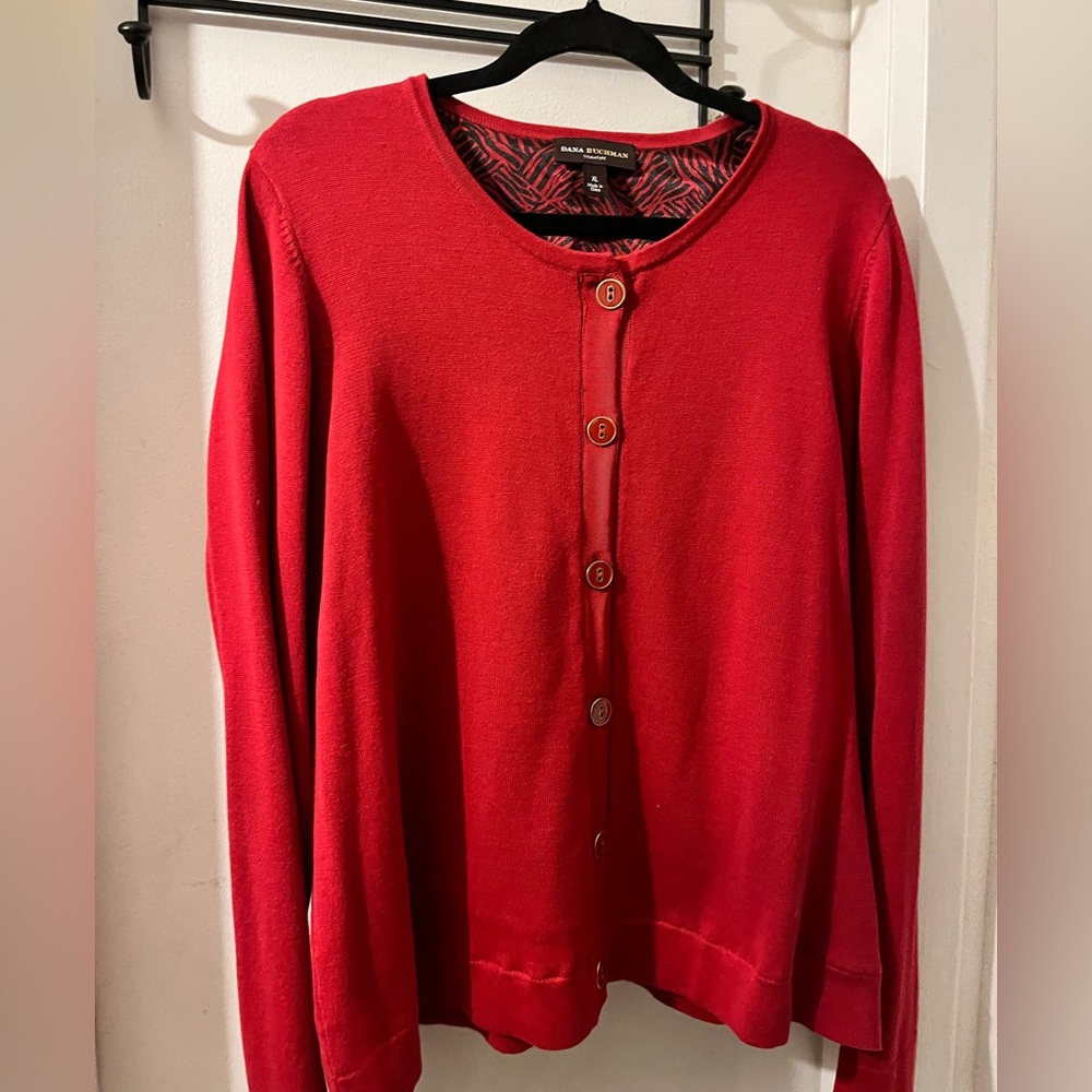 Dana Buchman- size XL- red knit lined cardi w/rd/gld buttons. EUC.